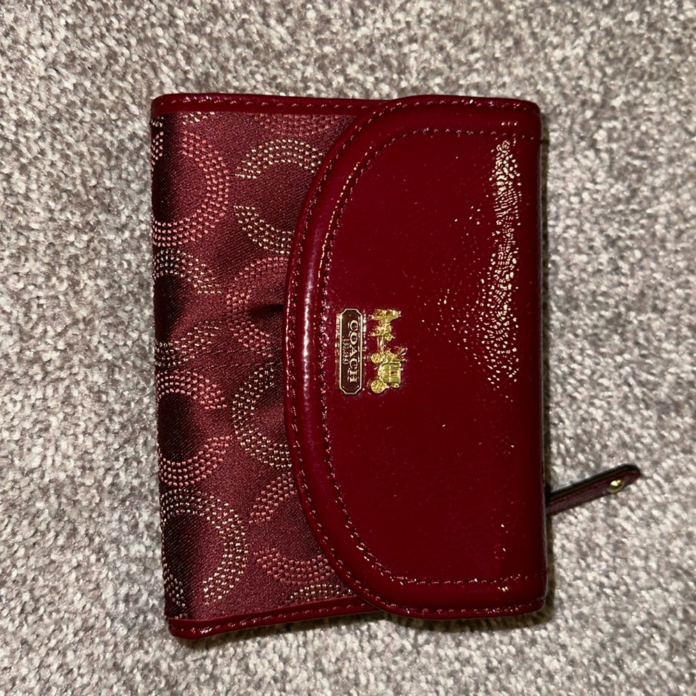 Coach wallet, looks brand new